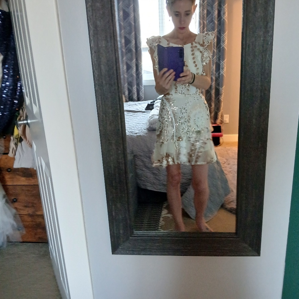 Catchall white Ruffle dress - Picture 5 of 5